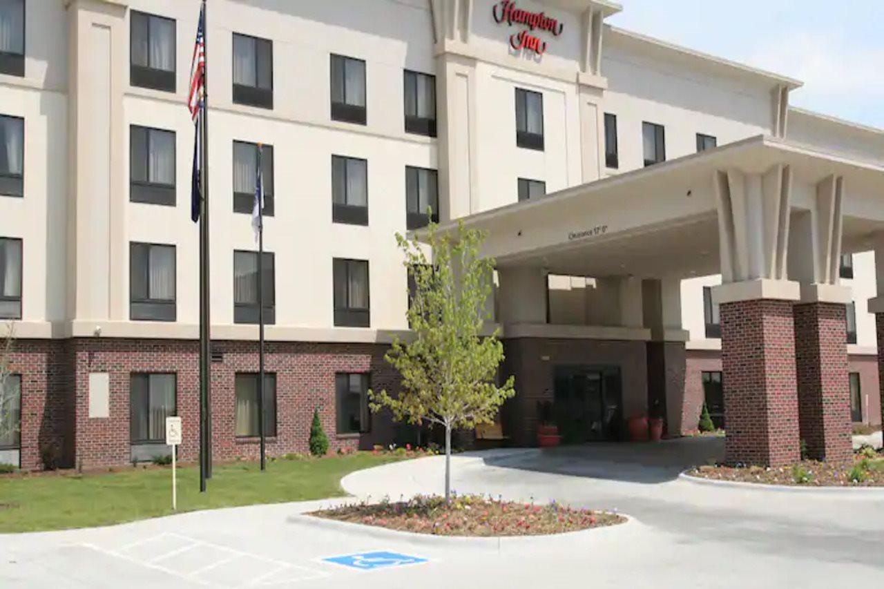 Newly Renovated Hampton Inn Omaha West Lakeside מראה חיצוני תמונה
