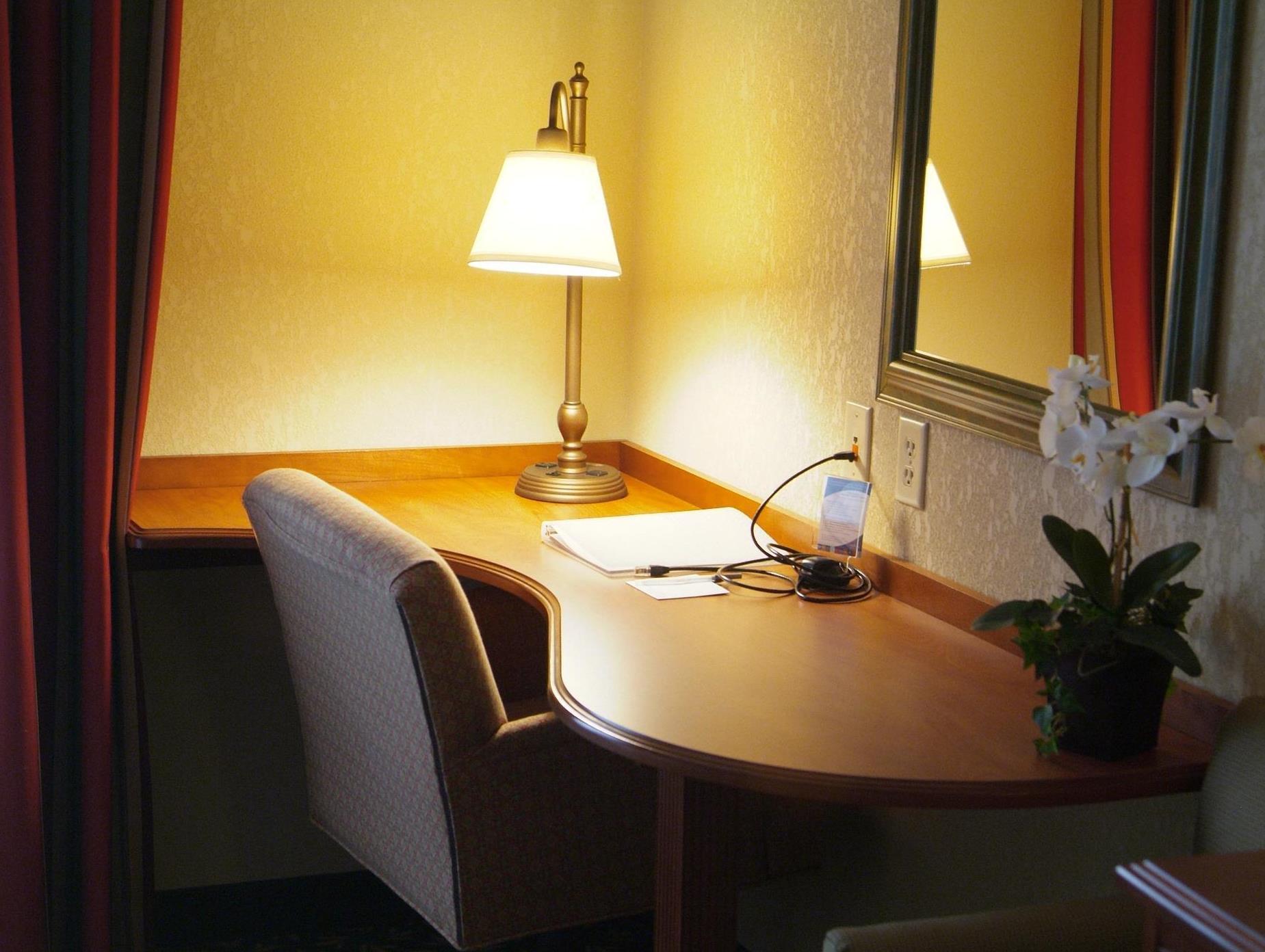 Newly Renovated Hampton Inn Omaha West Lakeside מראה חיצוני תמונה