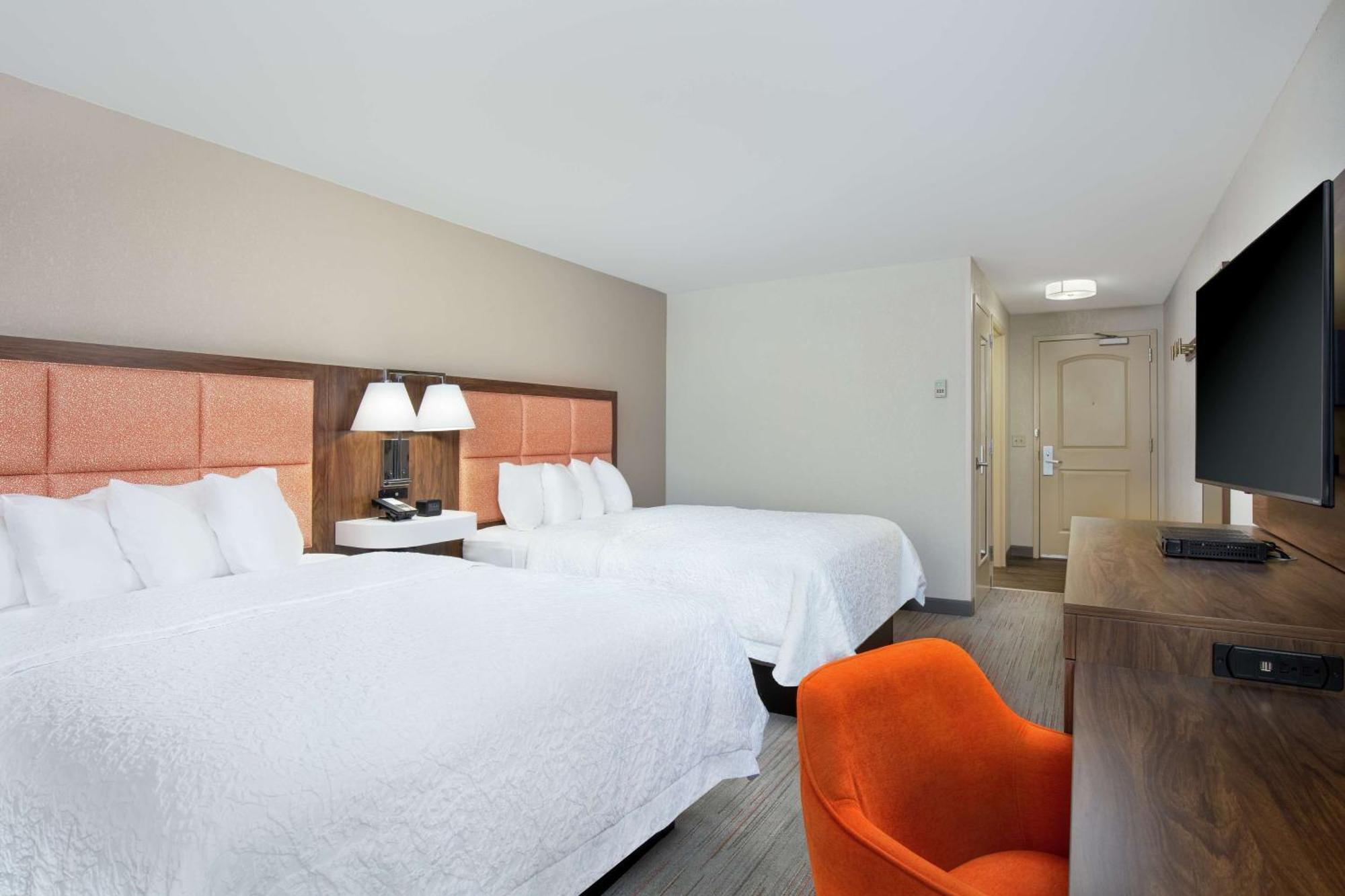 Newly Renovated Hampton Inn Omaha West Lakeside מראה חיצוני תמונה