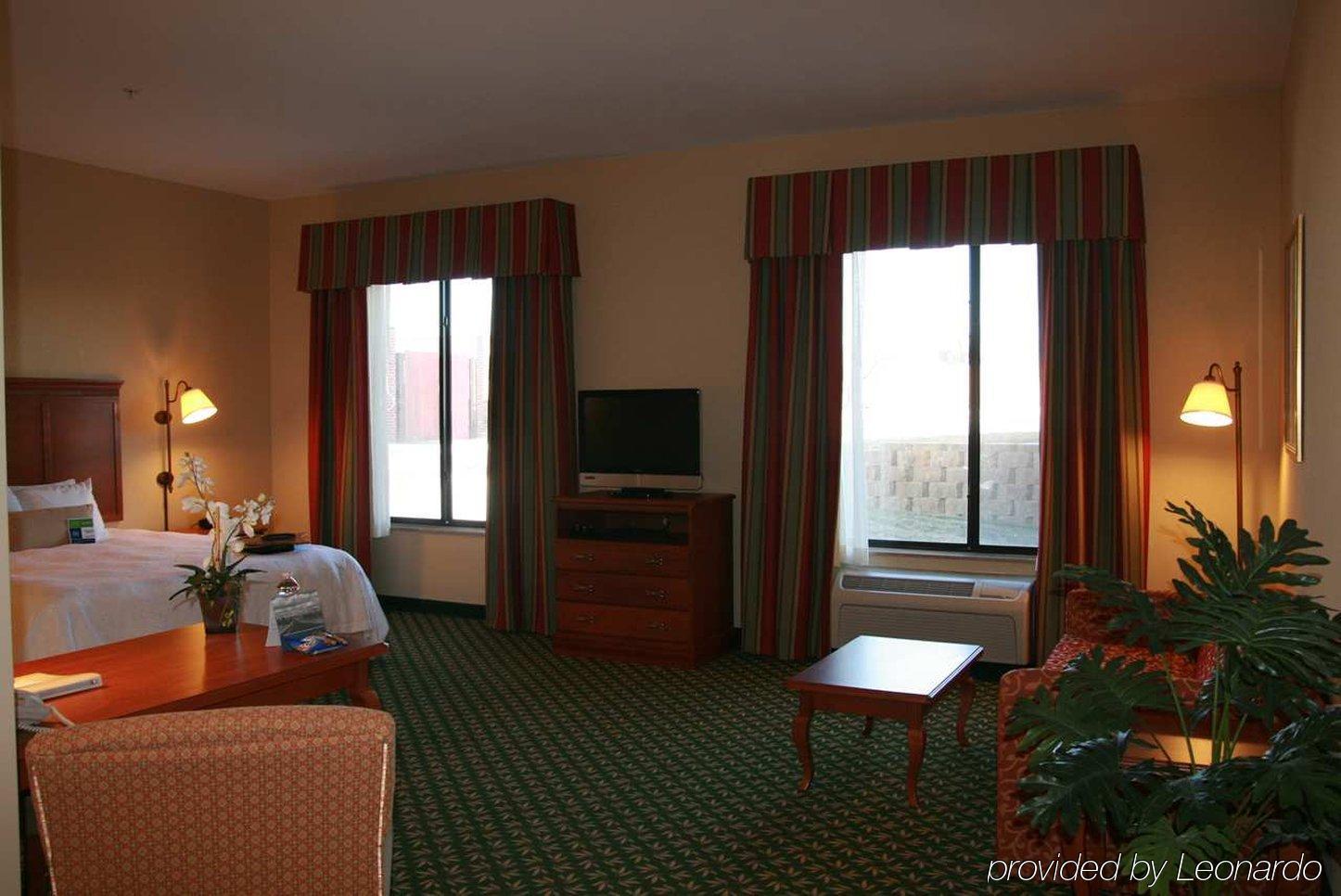 Newly Renovated Hampton Inn Omaha West Lakeside חדר תמונה