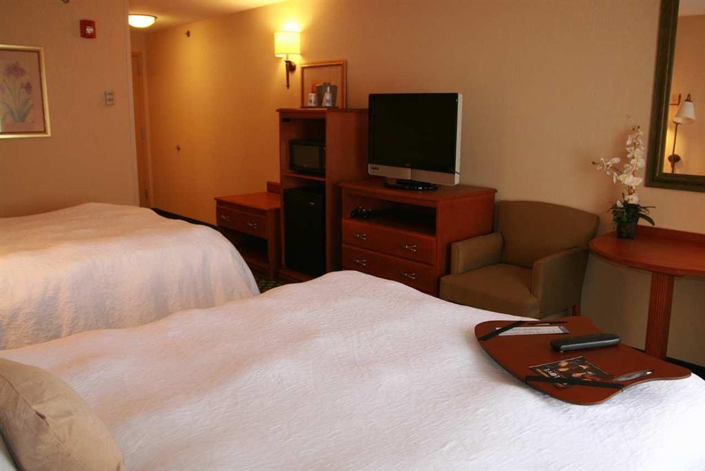 Newly Renovated Hampton Inn Omaha West Lakeside חדר תמונה